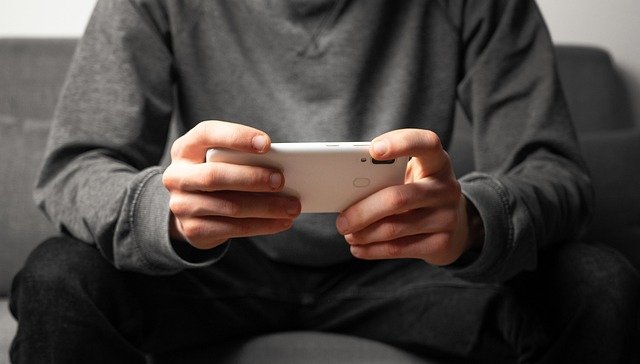 Aplicativo que filma a tela do celular existe mesmo – conheça 8 opções