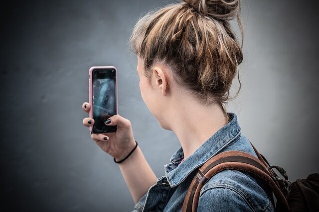 Como eu ficaria com outra cor de cabelo? Descubra com esse app que muda a cor do cabelo